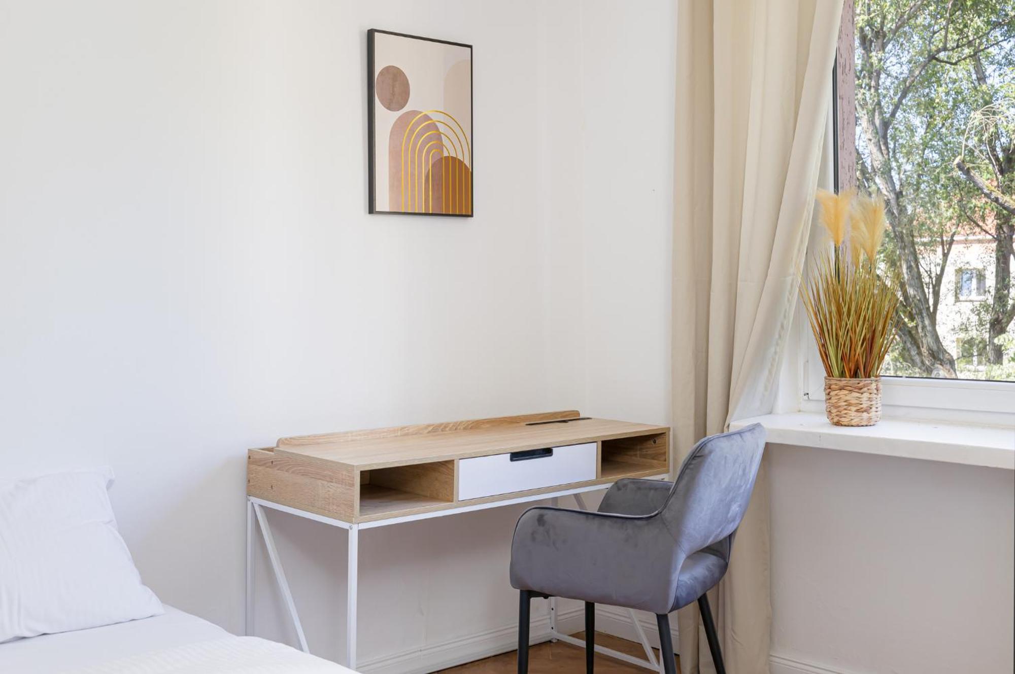 Ecru Spacious 2 Bedroom Family Wwa68